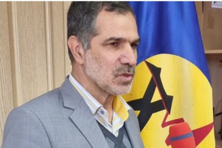 تعدیل و تعمیر شبکه روشنایی معابر در امور برق مرکز کرمانشاه
