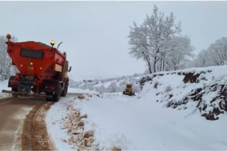 ‍ برف روبی بیش از ۵ هزار کیلومتر از راه های مواصلاتی کرمانشاه 