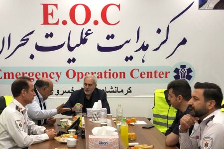 بازدید نماینده مردم کرمانشاه در مجلس شورای اسلامی و معاون سیاسی استانداری از مرکز فوریت‌های پزشکی و خدمات سلامت ثارالله(ع) 