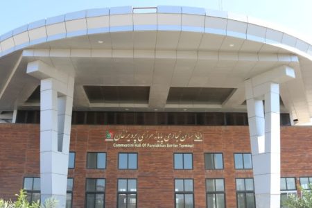 رشد ۳۲ درصدی تردد مسافران از مرز پرویزخان 