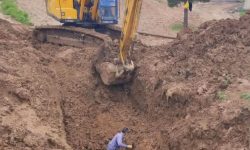 مهار بحران در ثلاث باباجانی/ تغییر مسیر هوشمندانه خط انتقال آب روستای «زیارت تمرخان» برای مقابله با سیلاب