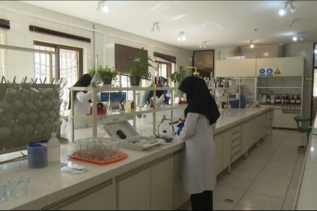 آب کرمانشاه با استاندارد جهانی/از ۱۷ آزمایشگاه ۲۴ ساعته تا پایش کیفیت توسط شبکه بهداشت