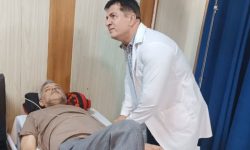 ارائه خدمات بهداشتی درمانی به زائران اربعین در مرکز خدمات جامع سلامت شبانه‌روزی بیستون