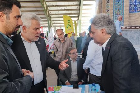  میز ارتباطات مردمی آبفای کرمانشاه در مسجد جامع برپا شد